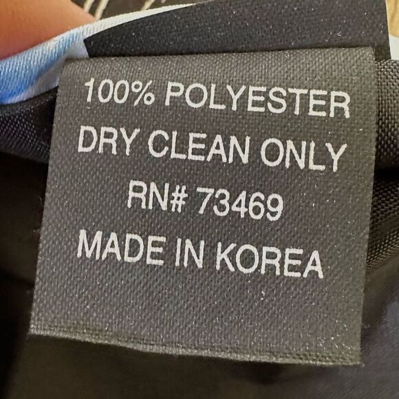 Disney Pooh tigger Christmas theme tie - Picture 3 of 7